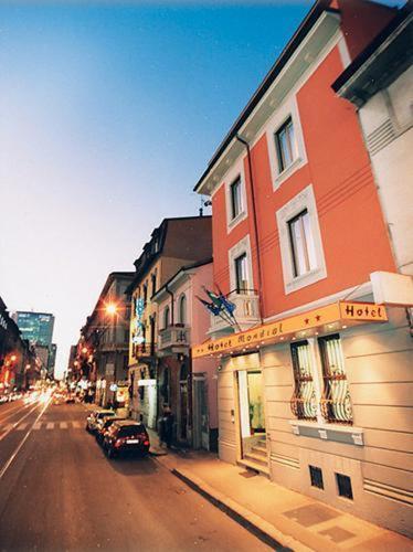 Hotel Mondial Milano Dış mekan fotoğraf