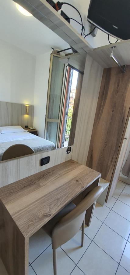 Hotel Mondial Milano Dış mekan fotoğraf