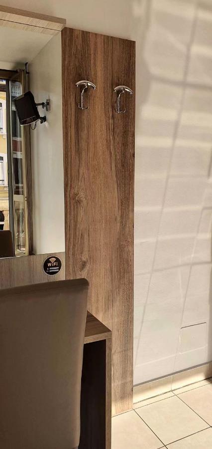 Hotel Mondial Milano Dış mekan fotoğraf