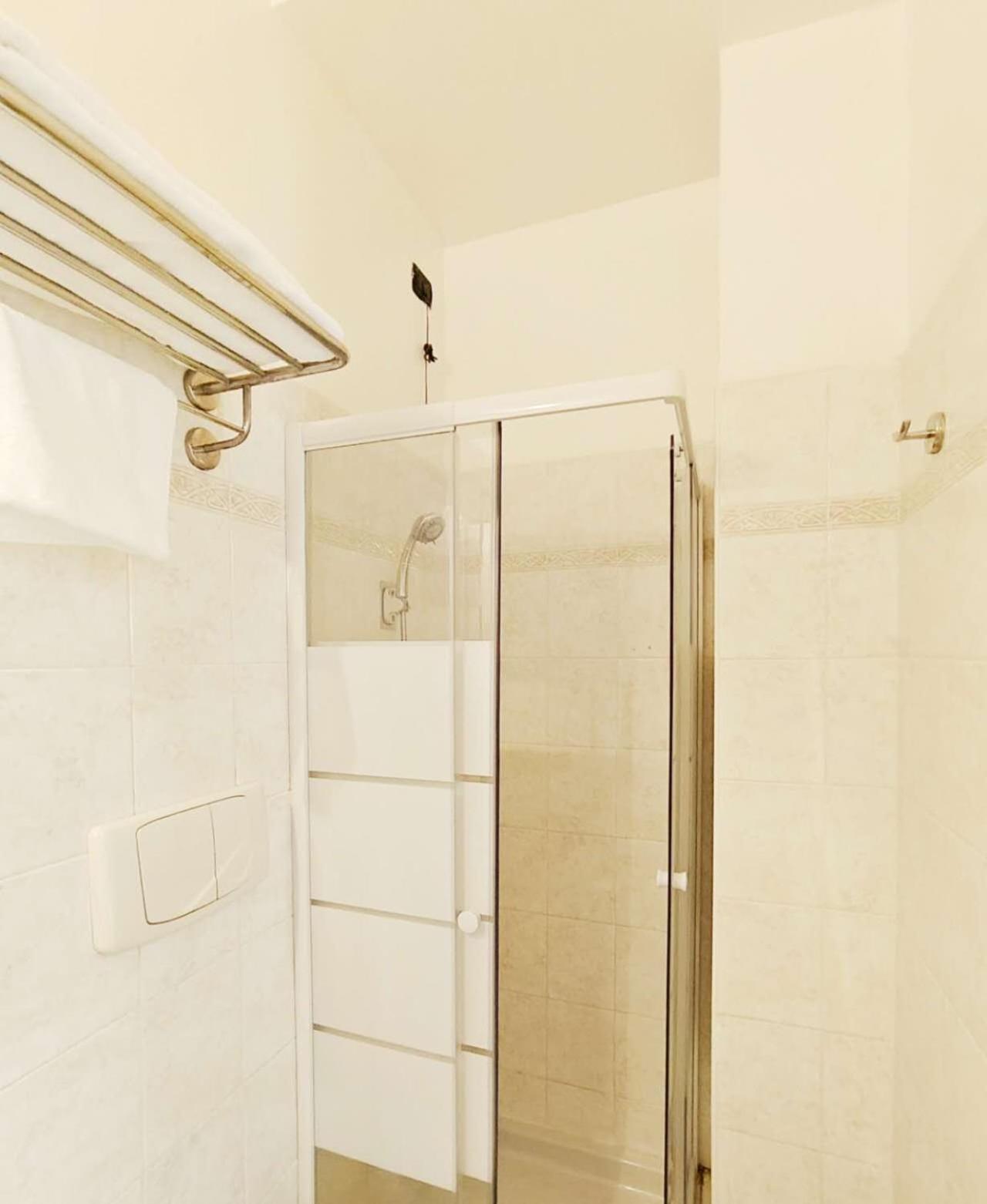 Hotel Mondial Milano Dış mekan fotoğraf